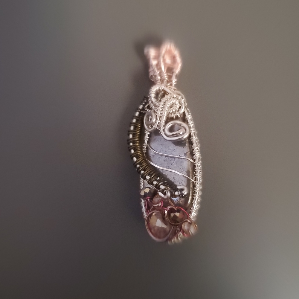 Lois Pendant